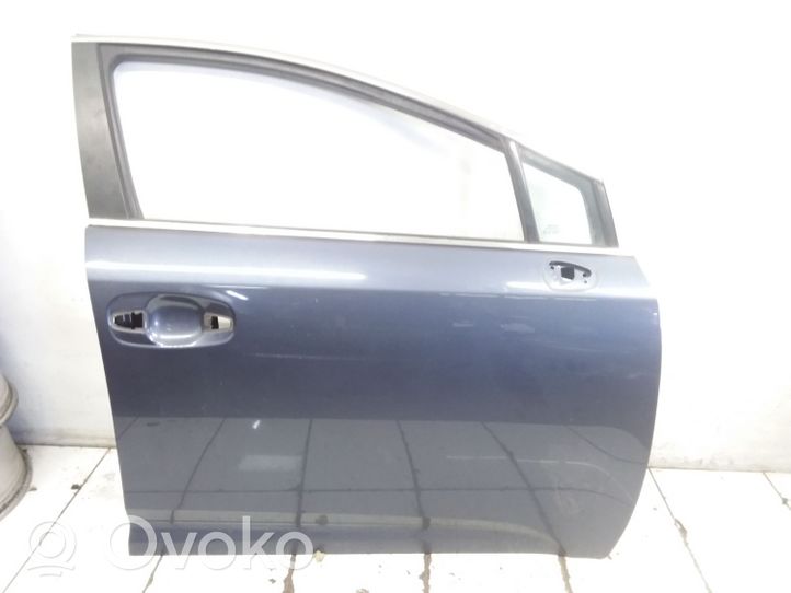 Toyota Avensis T270 Front door 