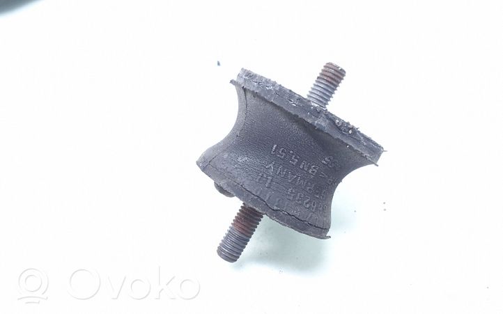 BMW 3 E46 Supporto della scatola del cambio 686235