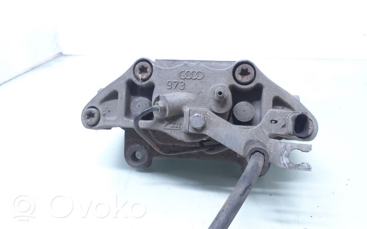 Audi A4 S4 B7 8E 8H Pinza del freno anteriore 