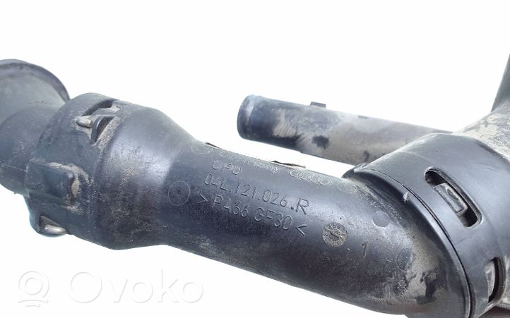 Audi A4 S4 B9 Termostaatin kotelo 04L121026R