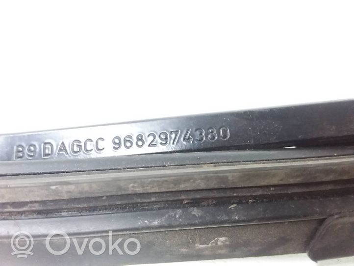 Peugeot Partner Front wiper blade arm 9682974380