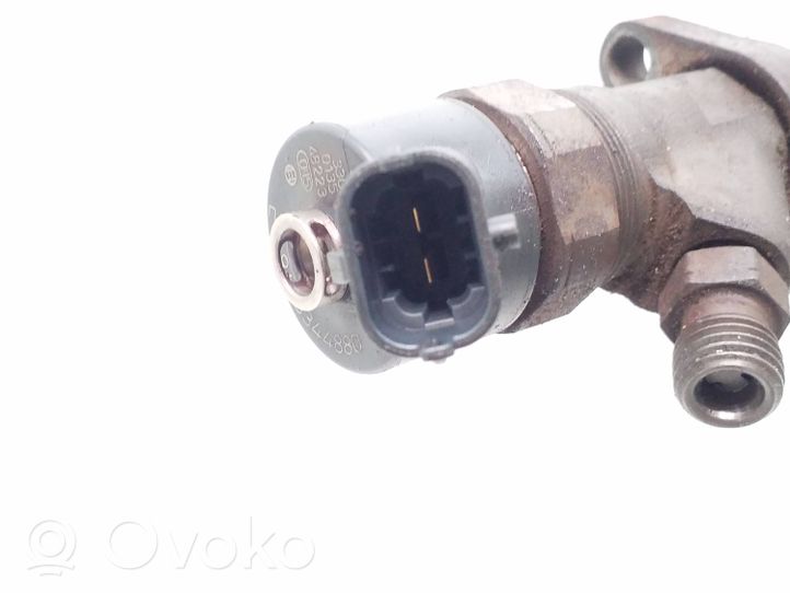 Citroen C5 Injecteur de carburant 0445110036