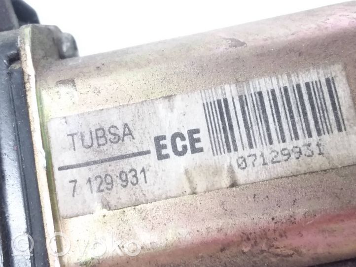 BMW 5 E60 E61 Siłownik elektryczny podnoszenia klapy tylnej / bagażnika 7129931