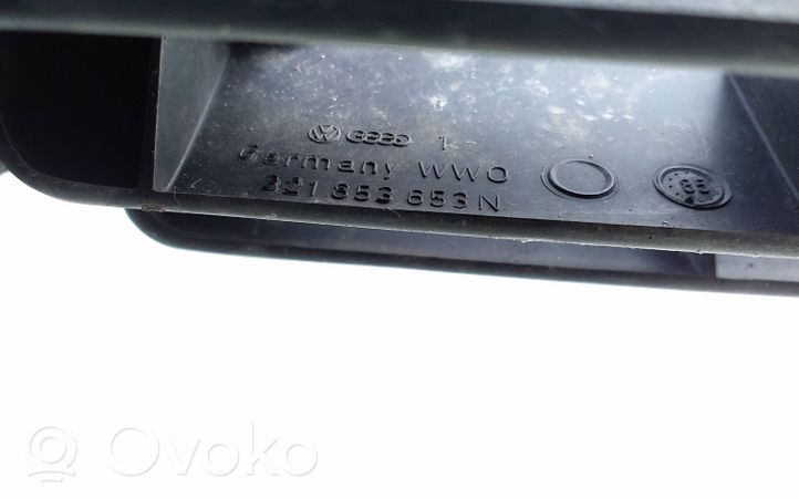 Volkswagen PASSAT B2 Grille de calandre avant 321853653N