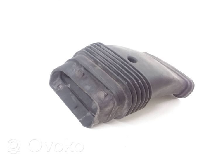 Ford Focus Parte del condotto di aspirazione dell'aria 7M519E635BC