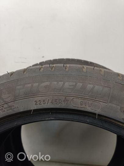 Volkswagen Golf II R17 summer tire 22545R17