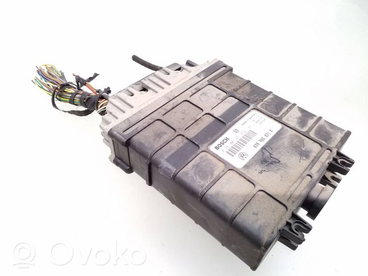 Seat Alhambra (Mk1) Calculateur moteur ECU 0281001251