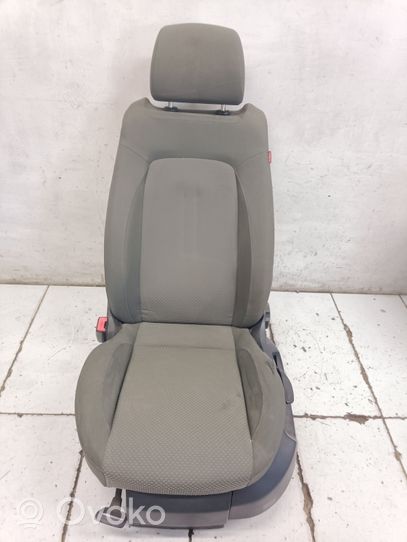 Seat Altea Priekinė vairuotojo sėdynė 1K4881105GK