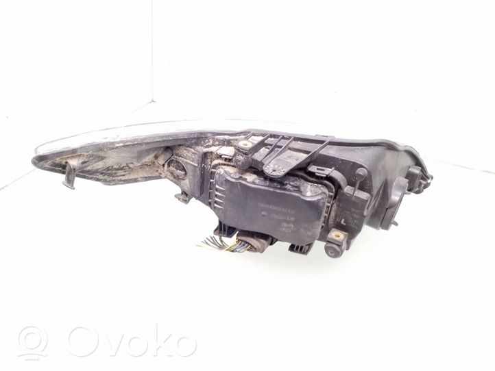 Ford Mondeo MK IV Lampa przednia 7S7113K060CC