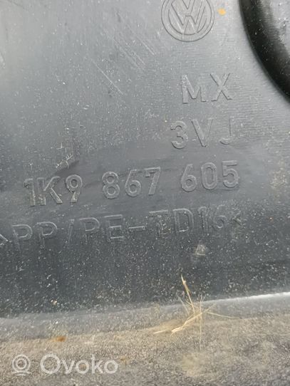 Volkswagen Golf V Poszycie / Tapicerka tylnej klapy bagażnika 1K9867605