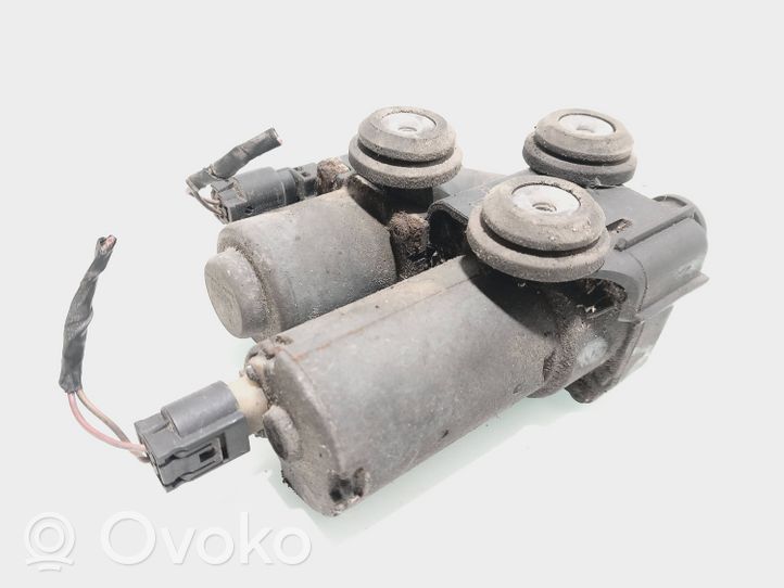 BMW 3 E46 Zawór sterujący płynu chłodzącego 8369807