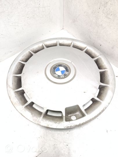 BMW 5 E34 R 15 riteņa dekoratīvais disks (-i) 1129843