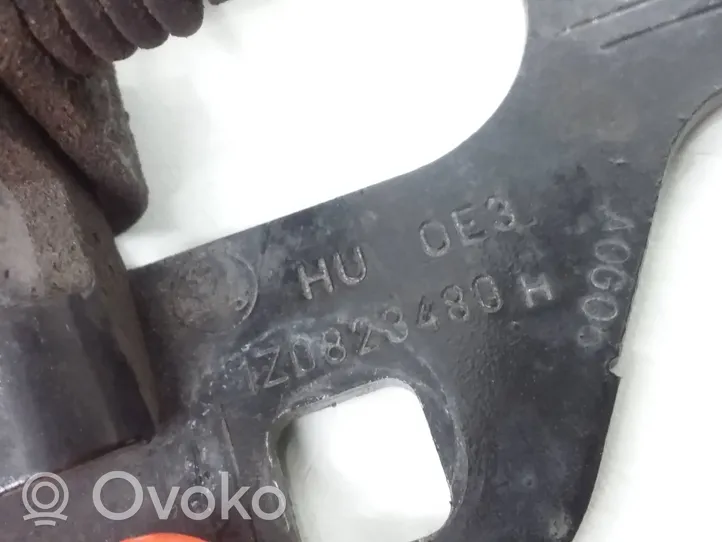 Skoda Octavia Mk2 (1Z) Anello/gancio chiusura/serratura del vano motore/cofano 1Z0823480H