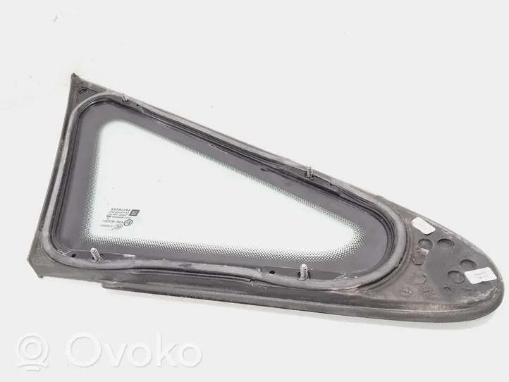 Opel Zafira B Fenêtre latérale avant / vitre triangulaire (4 portes) 13123922