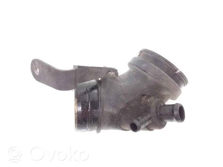 Audi A6 S6 C4 4A Tube d'admission d'air 058133356D