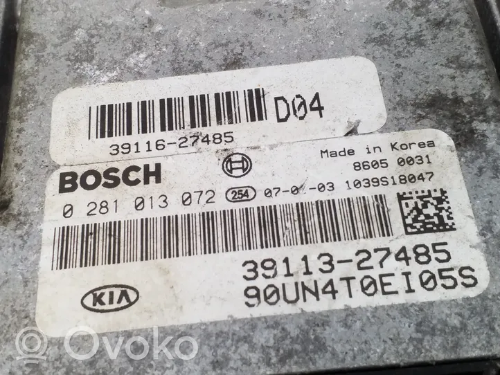 KIA Carens II Sterownik / Moduł ECU 0281013072