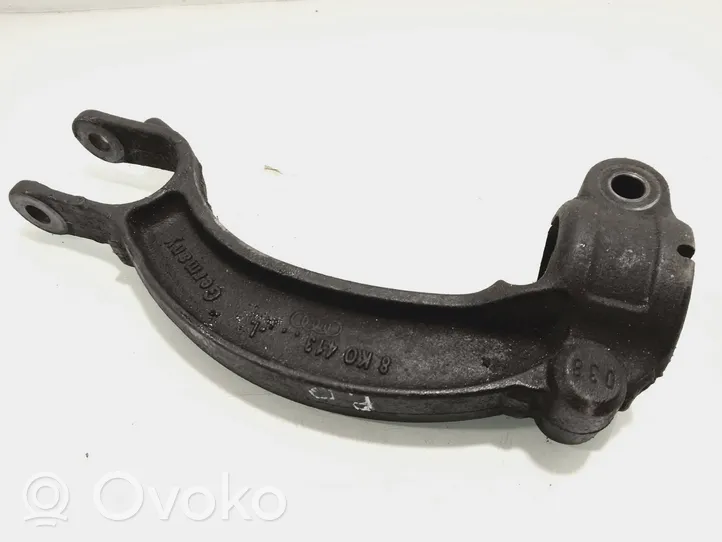 Audi A4 S4 B8 8K Supporto inferiore dell’ammortizzatore 8K0413L