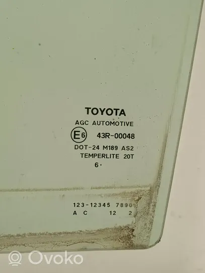 Toyota Auris 150 Szyba drzwi tylnych As2