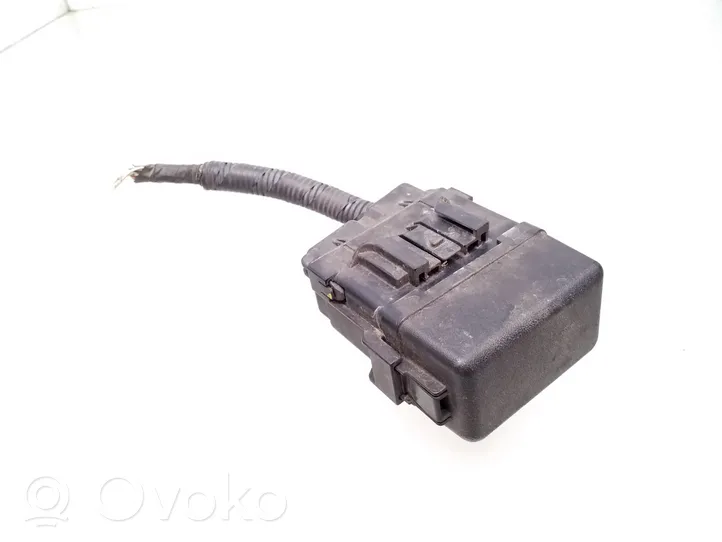 Toyota Auris 150 Module de fusibles 7191