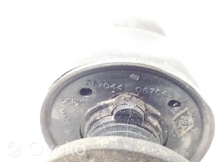 Renault Scenic II -  Grand scenic II Headlight washer spray nozzle 067044