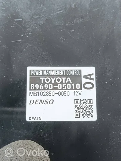 Toyota Avensis T270 Citu veidu vadības bloki / moduļi 8969005010