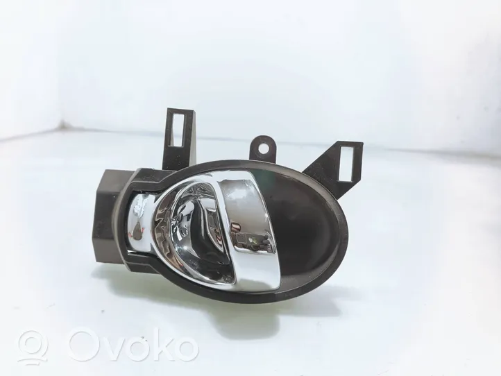 Nissan Juke I F15 Rankenėlė atidarymo vidinė 80670BA61A