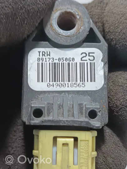 Toyota Avensis T270 Gaisa spilvenu trieciensensors 8917305060