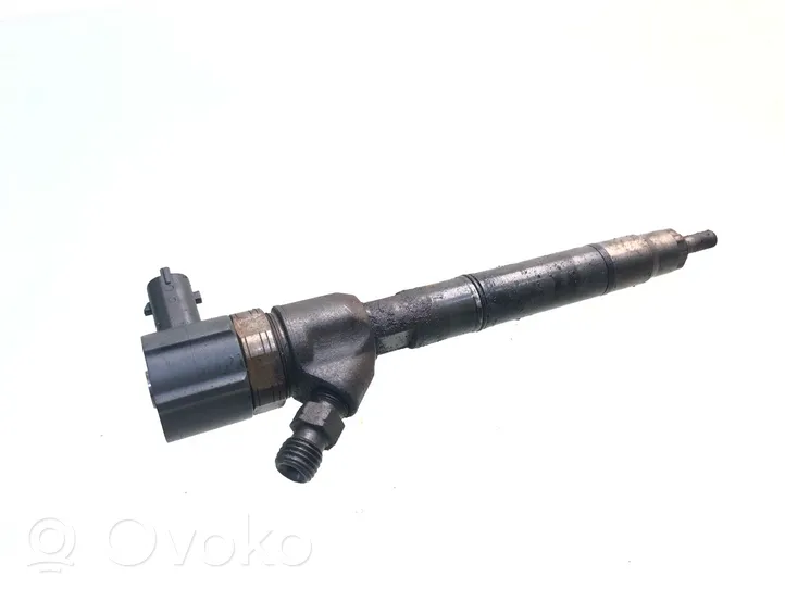 Hyundai i30 Fuel injector 338002A900