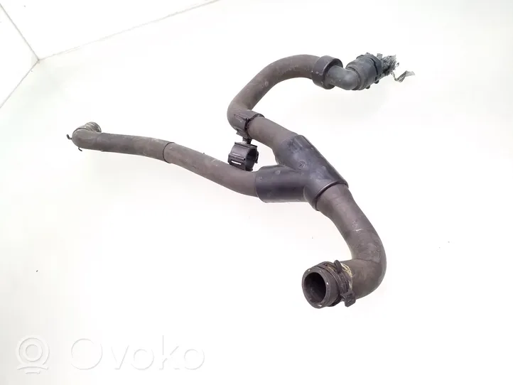 Opel Insignia A Tubo flessibile del liquido di raffreddamento del motore 565563897