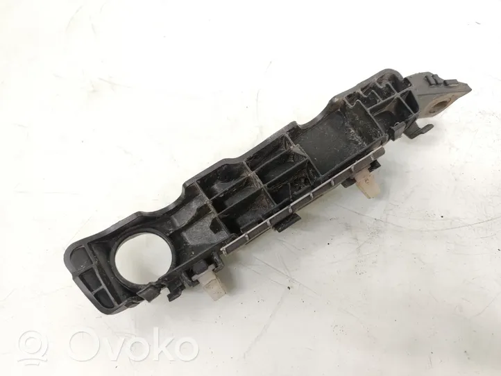 Hyundai i30 Supporto di montaggio del parafango 86516A6000