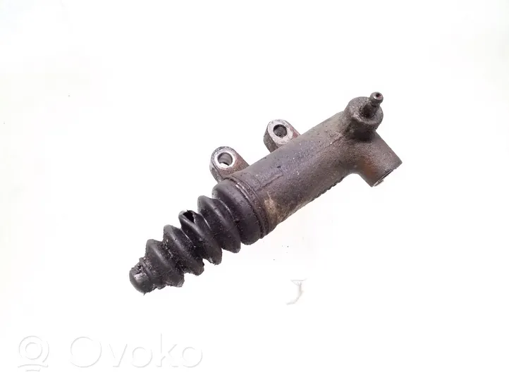 Fiat Marea Główny cylinder sprzęgła 390135