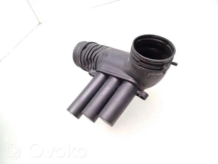 Audi A3 S3 8V Tube d'admission d'air 04E129651C