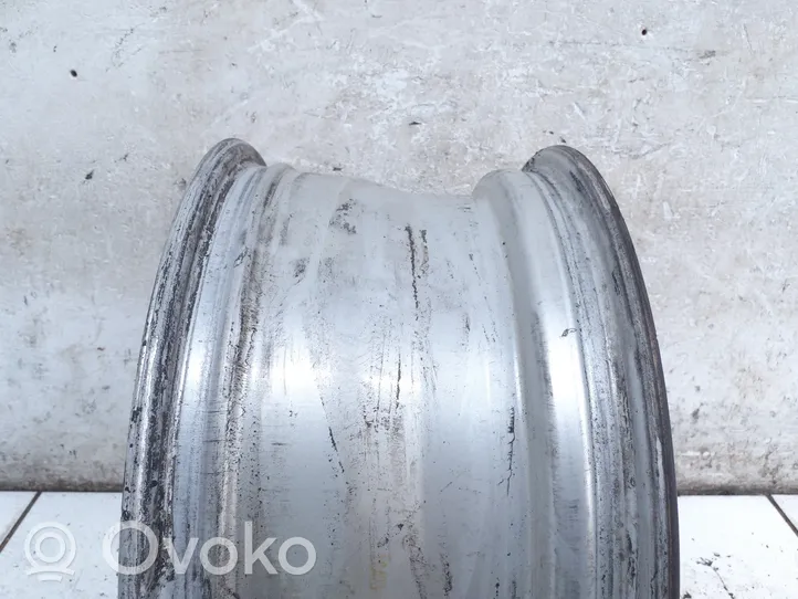 Volvo V60 Felgi aluminiowe R17 31381412