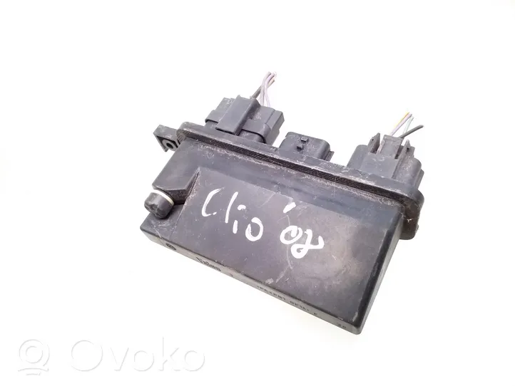 Renault Clio III Module d'éclairage LCM 8200261817