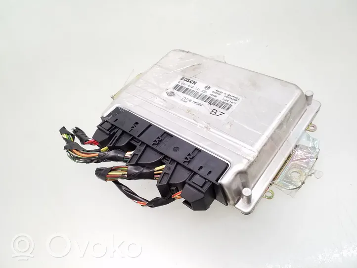 Nissan Almera N16 Engine control unit/module 0281010141