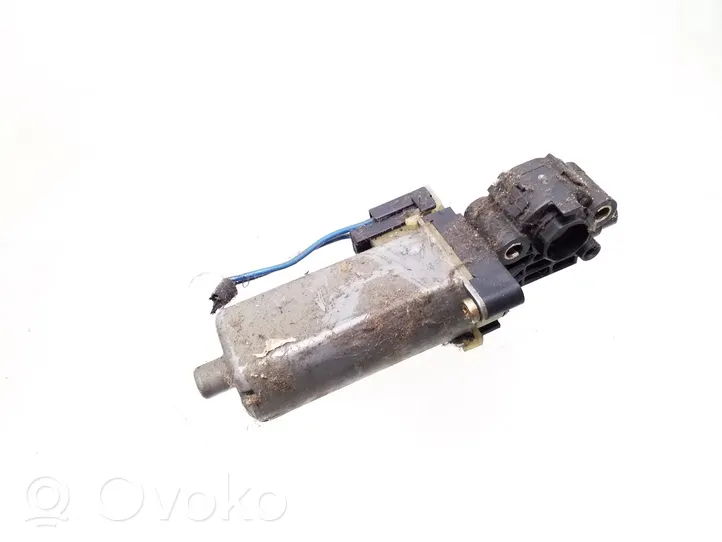 Saab 9-5 Moteur de réglage de siège B393000199