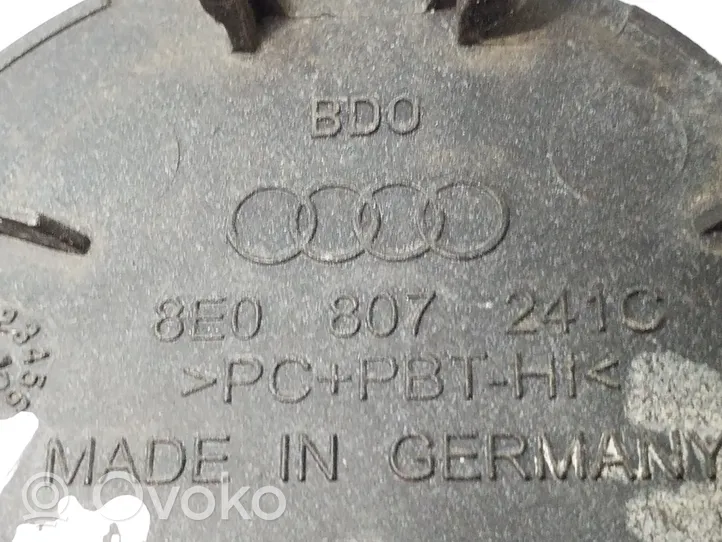 Audi A4 S4 B7 8E 8H Abdeckung Deckel Abschleppöse vorne 8E0807241C