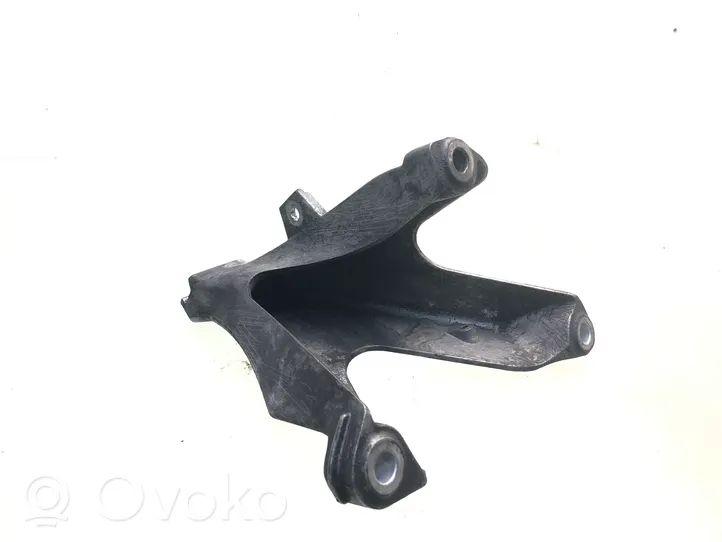 Audi A4 S4 B7 8E 8H Support, suspension du moteur 8E0199308AP