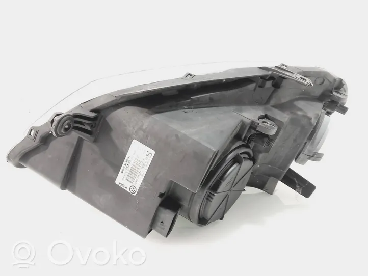 Volkswagen Polo IV 9N3 Lampa przednia 6Q1941008AT