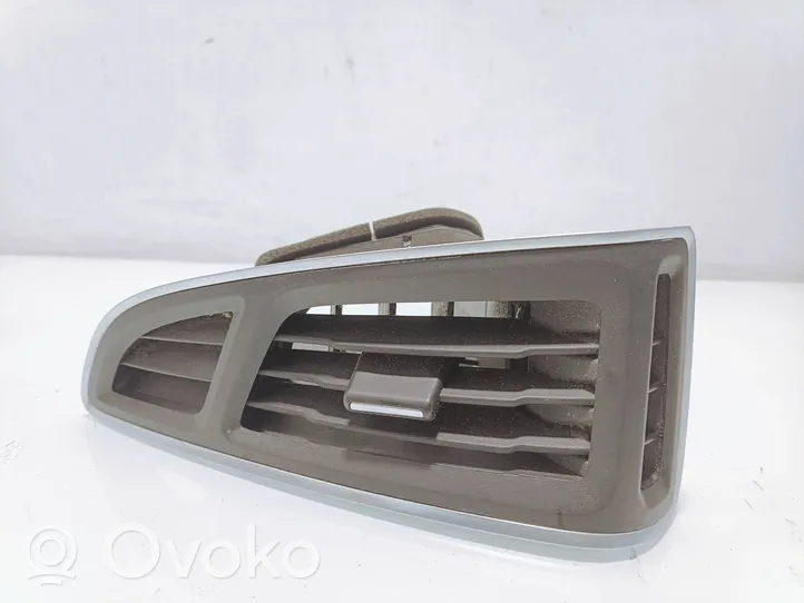 Ford Focus Dashboard side air vent grill/cover trim BM51018B09