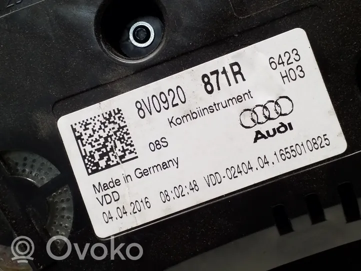 Audi A3 S3 8V Licznik / Prędkościomierz 8V0920871R