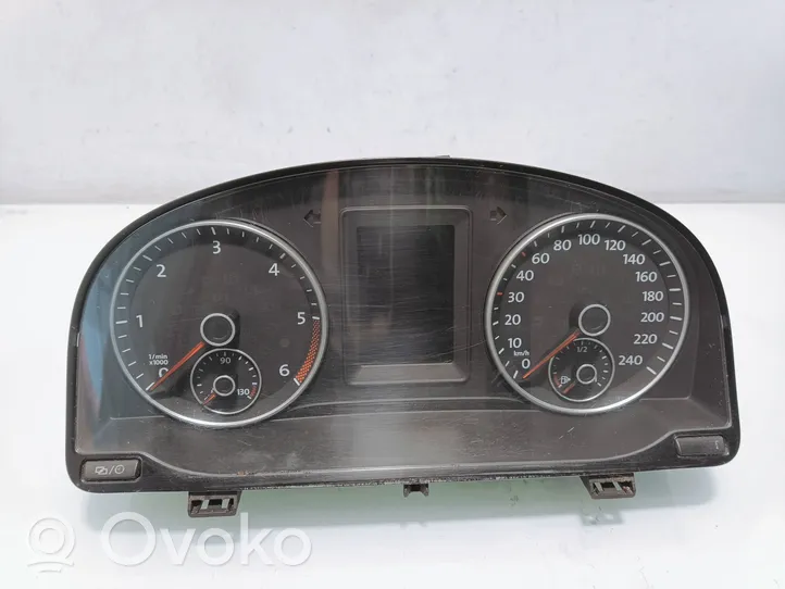 Volkswagen Touran II Speedometer (instrument cluster) 1T0920875N