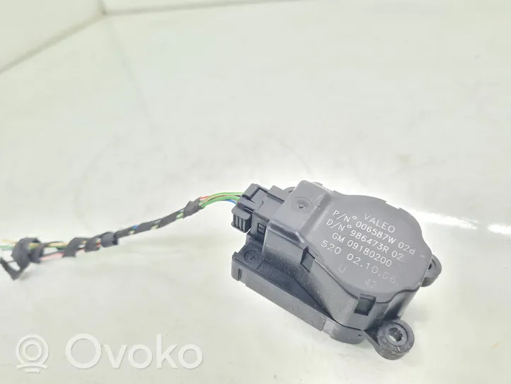 Opel Vectra C Motor/activador trampilla de calefacción 09180200