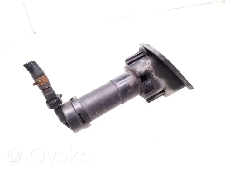 Nissan Primera Difusor de agua regadora de faro delantero 28654AU300