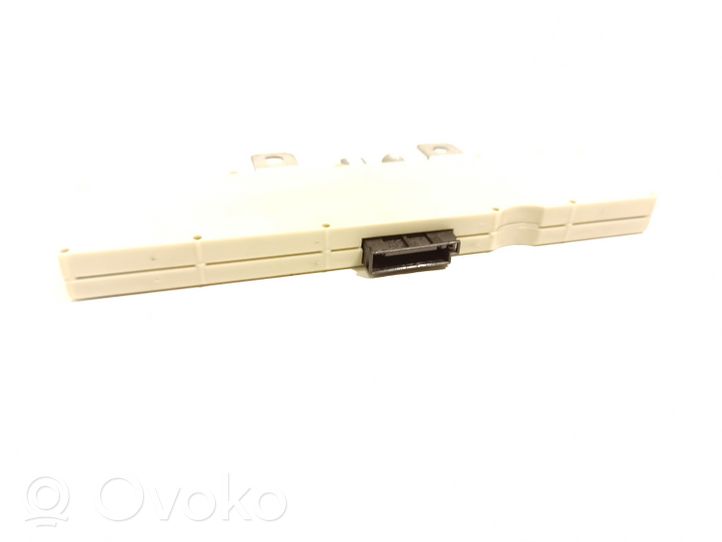 BMW 3 E46 Aerial antenna amplifier 690712102