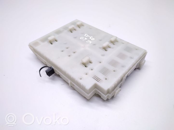 Volvo XC60 Module de fusibles 31314116