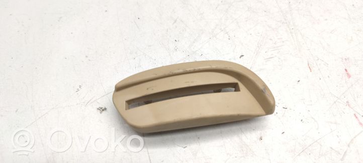 BMW 3 E46 Moldura del asiento 8242833