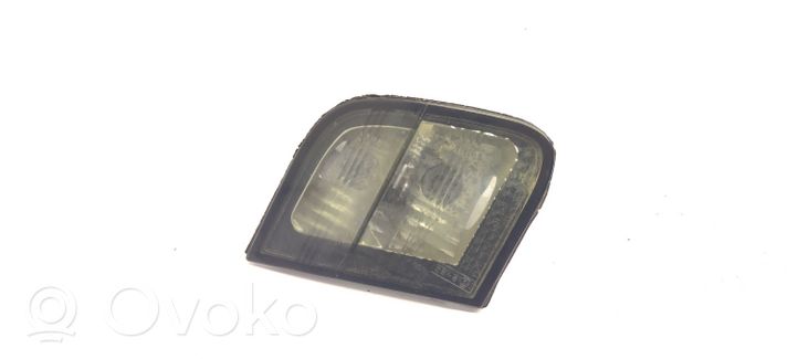 BMW 3 E46 Lampy tylnej klapy bagażnika 1621103994