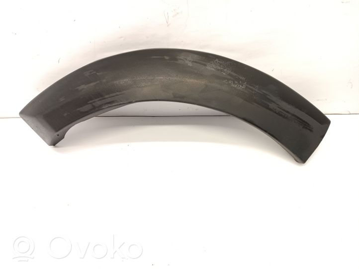 Land Rover Discovery 3 - LR3 Rear arch trim DFK000045