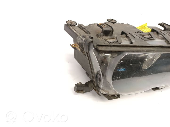 BMW 3 E46 Lampa przednia 1305235